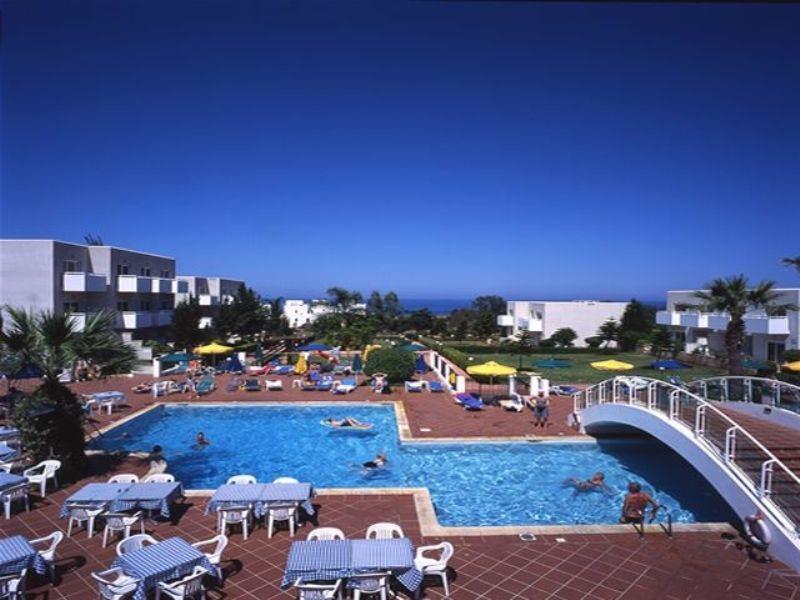 Paramount Hotel Apartments Protaras Dış mekan fotoğraf
