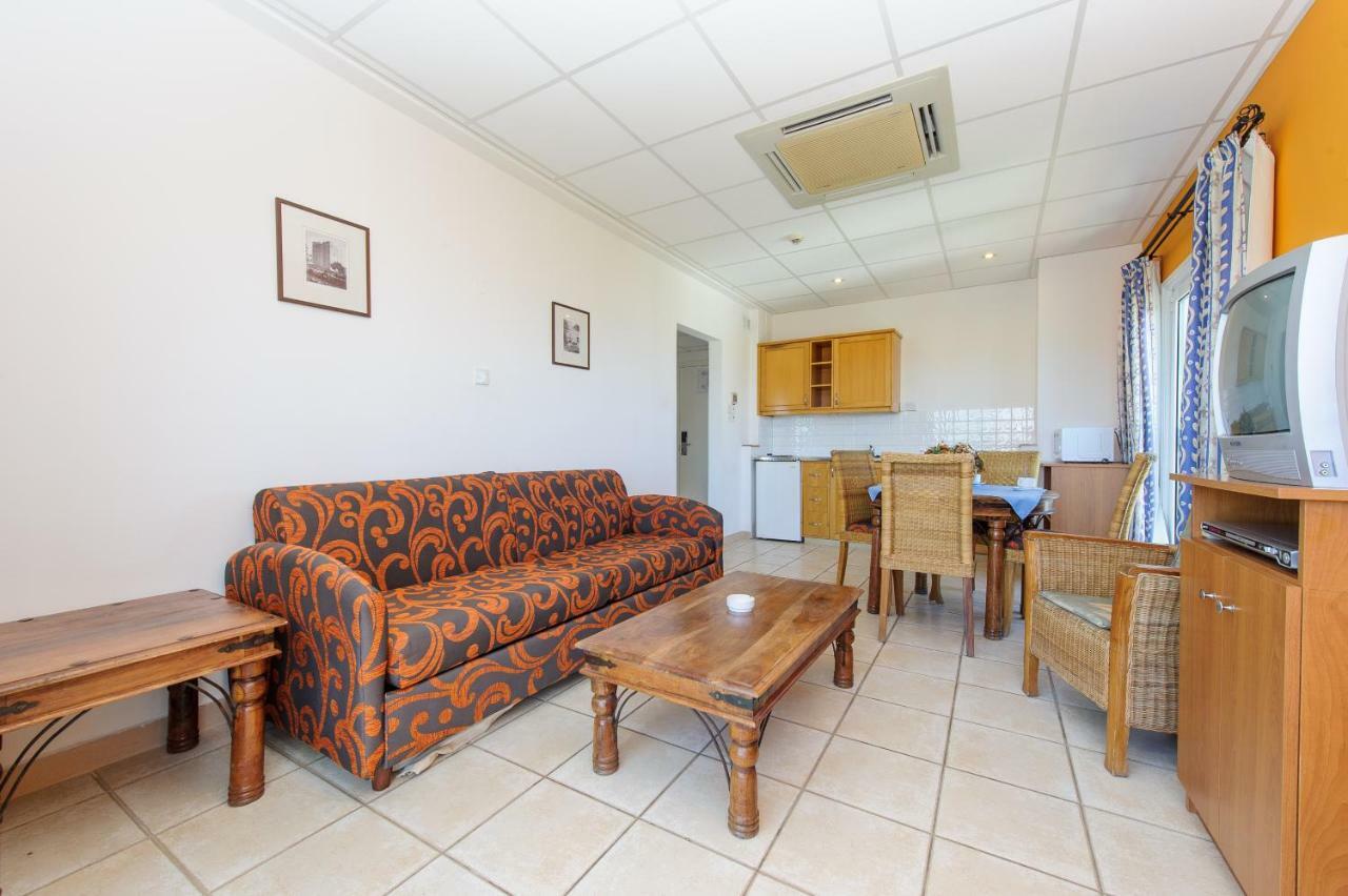 Paramount Hotel Apartments Protaras Dış mekan fotoğraf